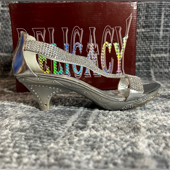 Delicacy high heels - Picture 4 of 8